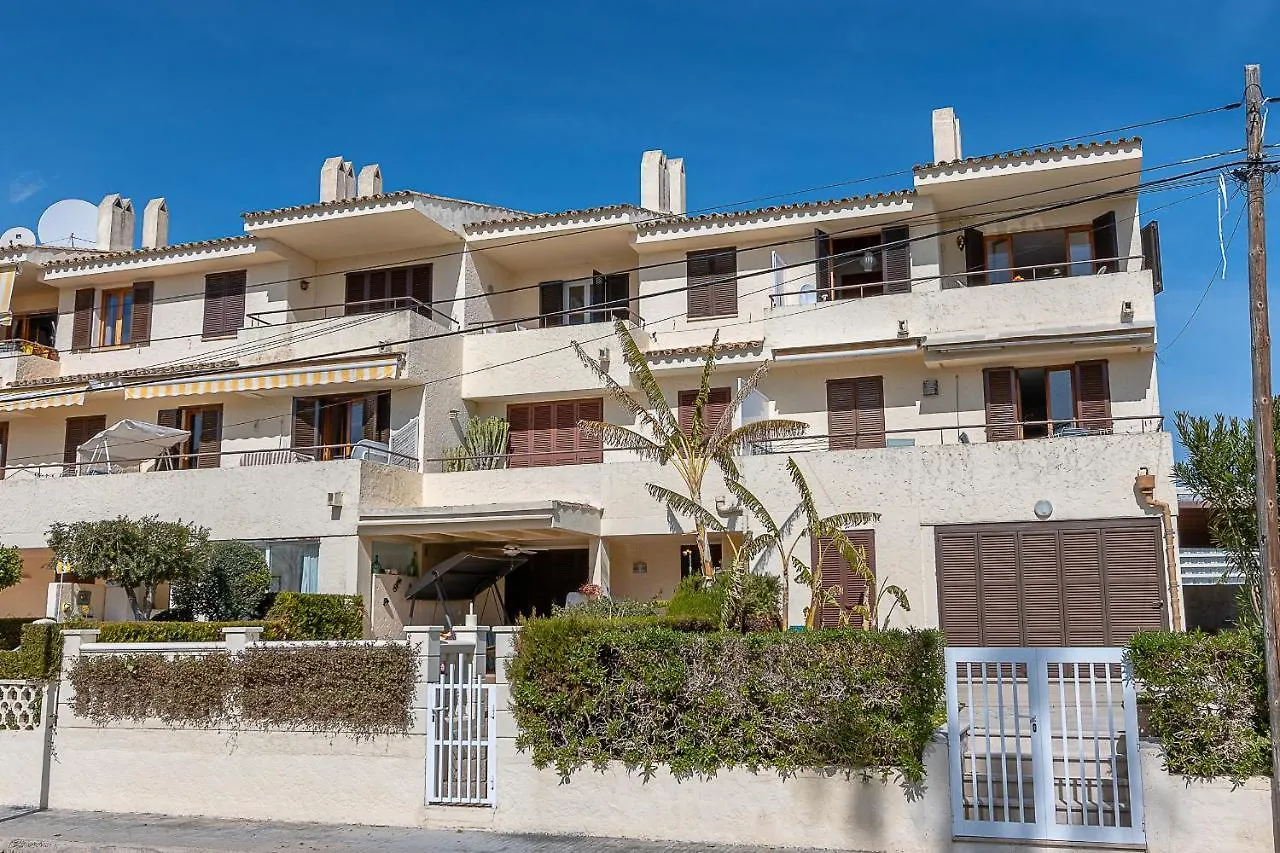 Apartment Llenaire By Homevillas360 Port de Pollença